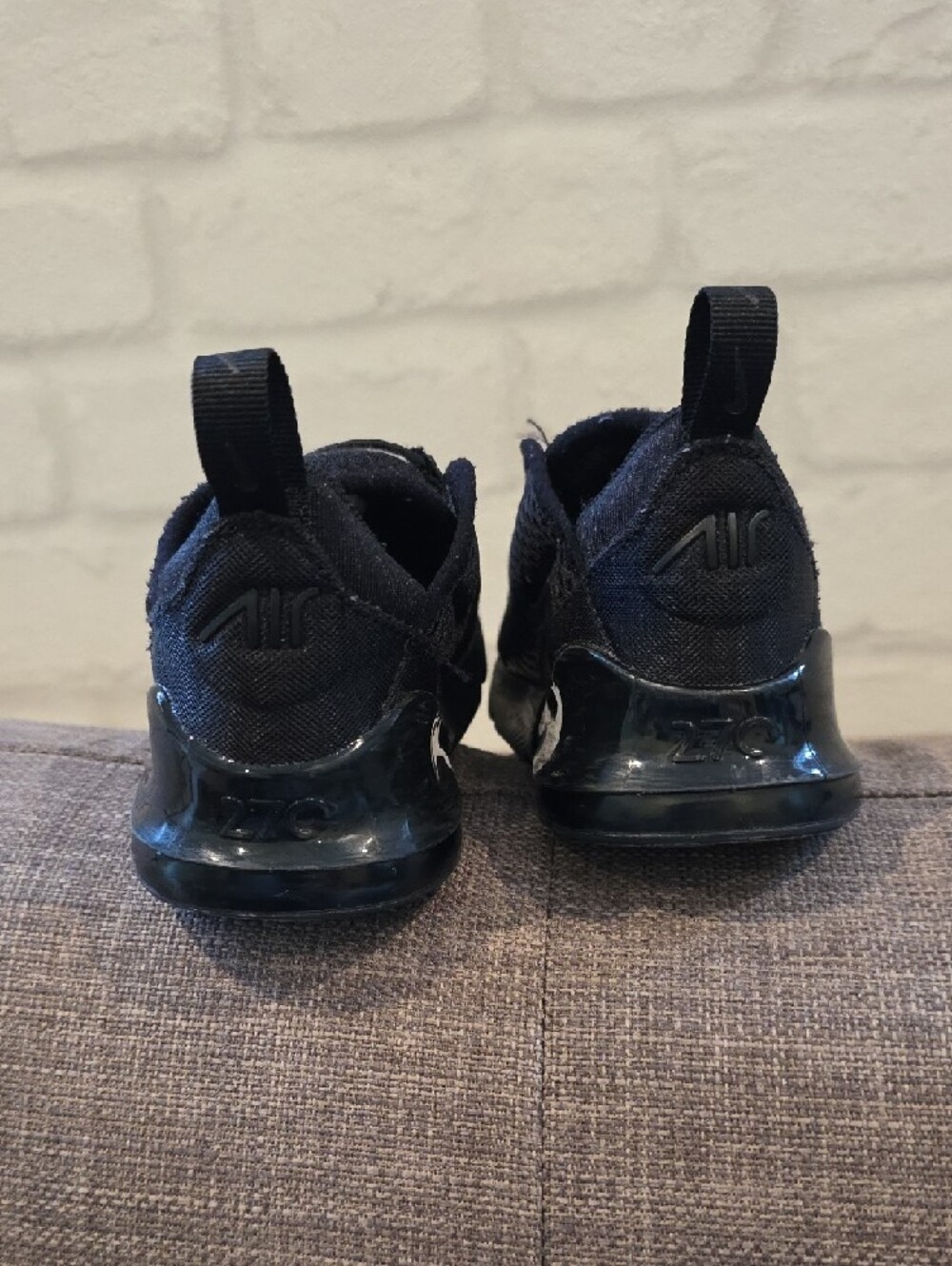 Nike Air 270 Black Kids Slip-On Sneakers - Picture 3 of 5